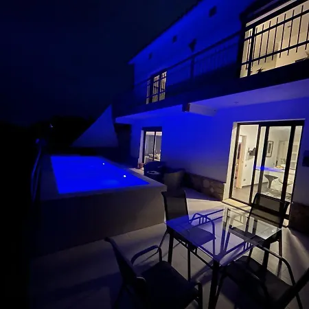 Burriac With Private Pool, Costa Maresme, 20 Minutes From Barcelona Villa *