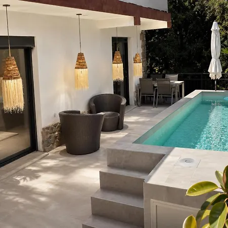 Stylish With Terrace And Private Pool, Maresme ヴィラ *