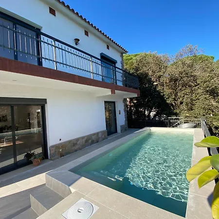 Stylish With Terrace And Private Pool, Maresme ヴィラ カブリルス