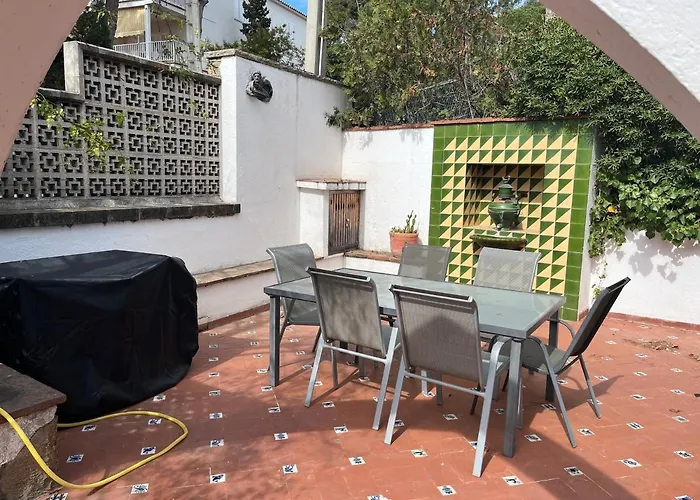 Vila Stylish Home With Terrace And Private Pool, Maresme Cabrils