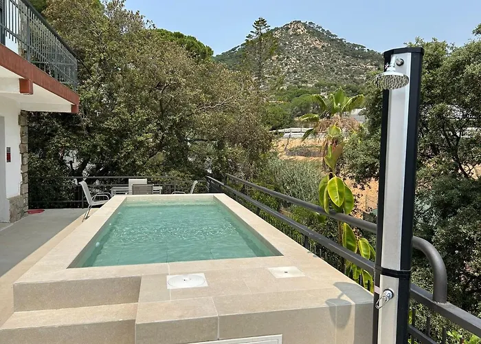 Vila Stylish Home With Terrace And Private Pool, Maresme