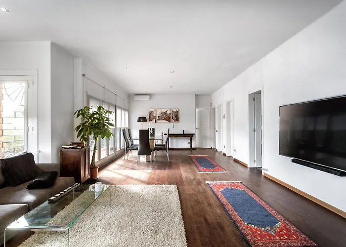 Stylish Home With Terrace And Private Pool, Maresme Vila