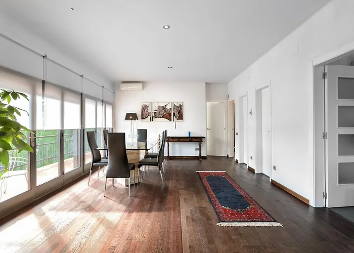 Vila Stylish Home With Terrace And Private Pool, Maresme Cabrils